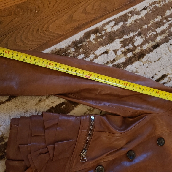 Genuine leather jacket - Picture 6 of 10